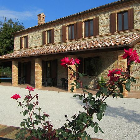 Castelbellino Agriturismo La Vecchia Fonte מראה חיצוני תמונה