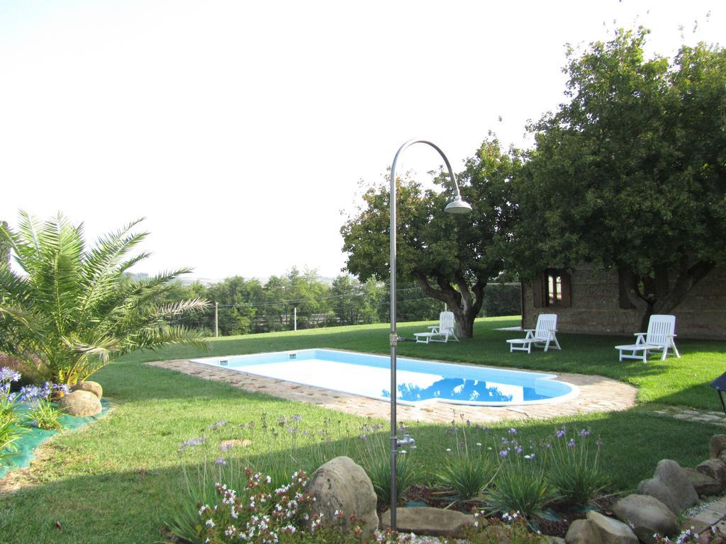Castelbellino Agriturismo La Vecchia Fonte מראה חיצוני תמונה