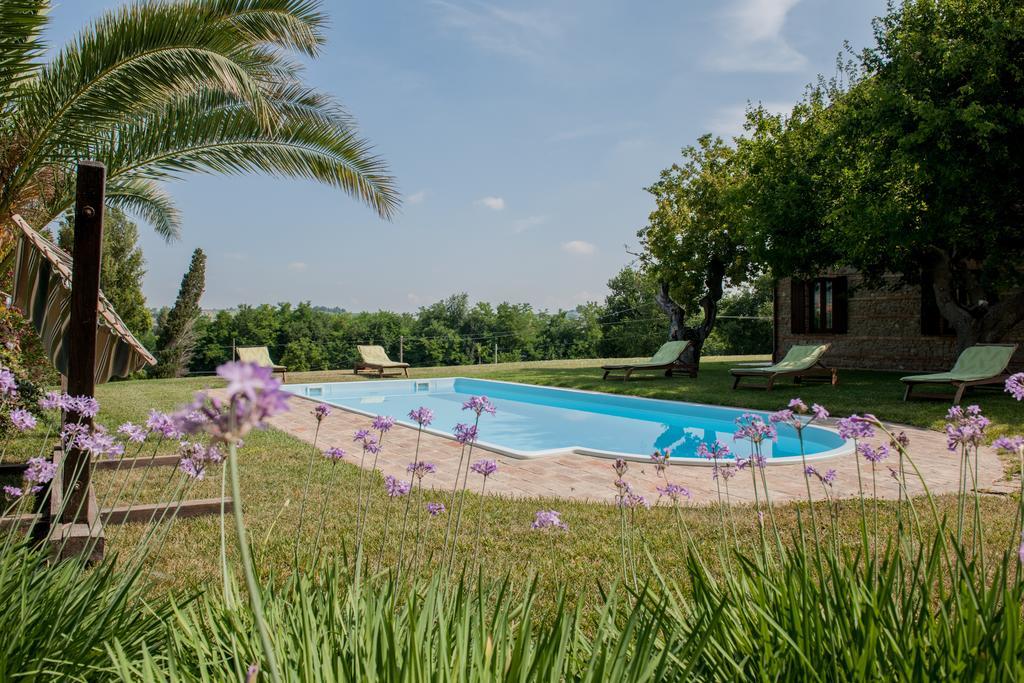 Castelbellino Agriturismo La Vecchia Fonte מראה חיצוני תמונה