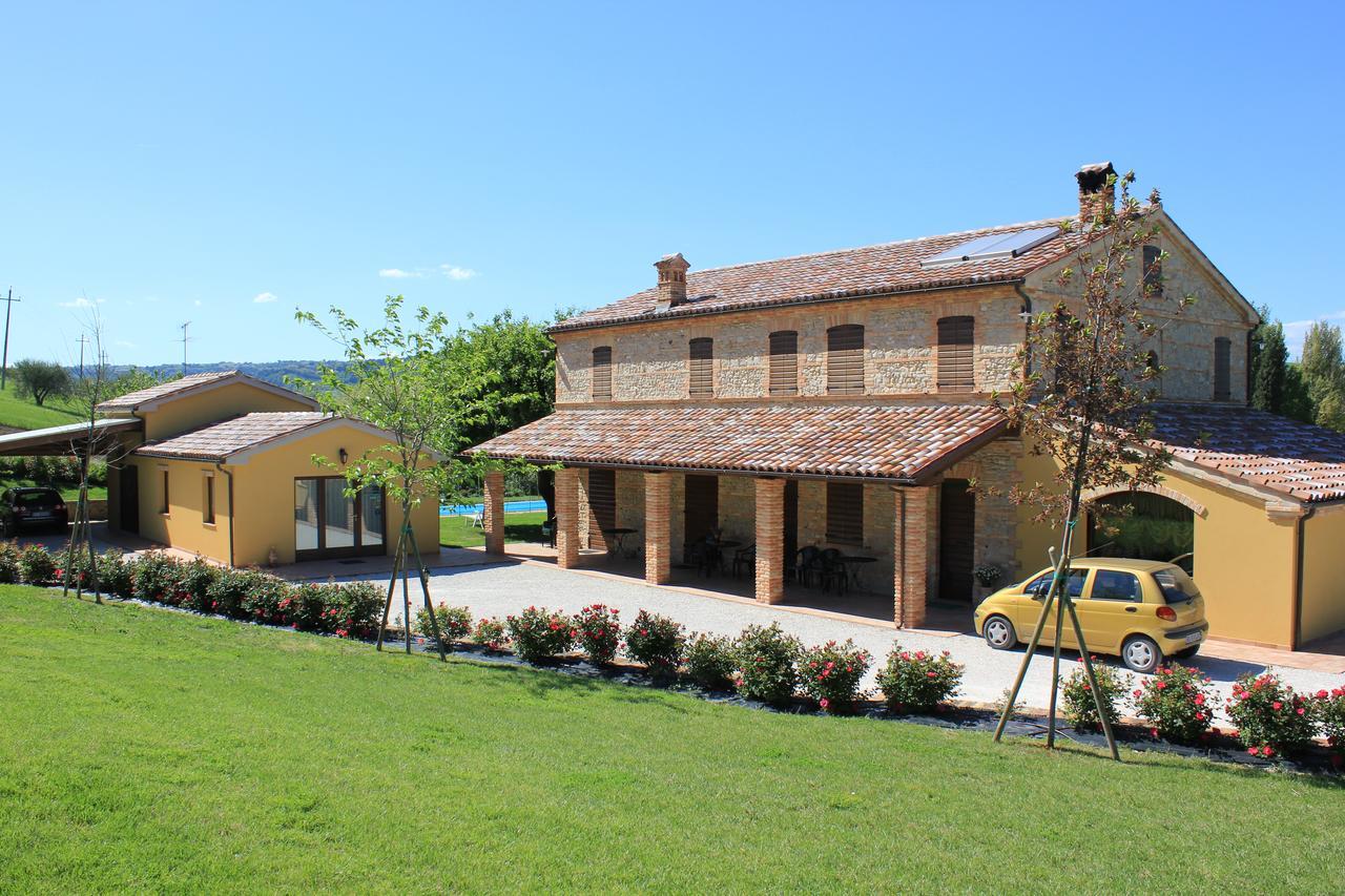 Castelbellino Agriturismo La Vecchia Fonte מראה חיצוני תמונה
